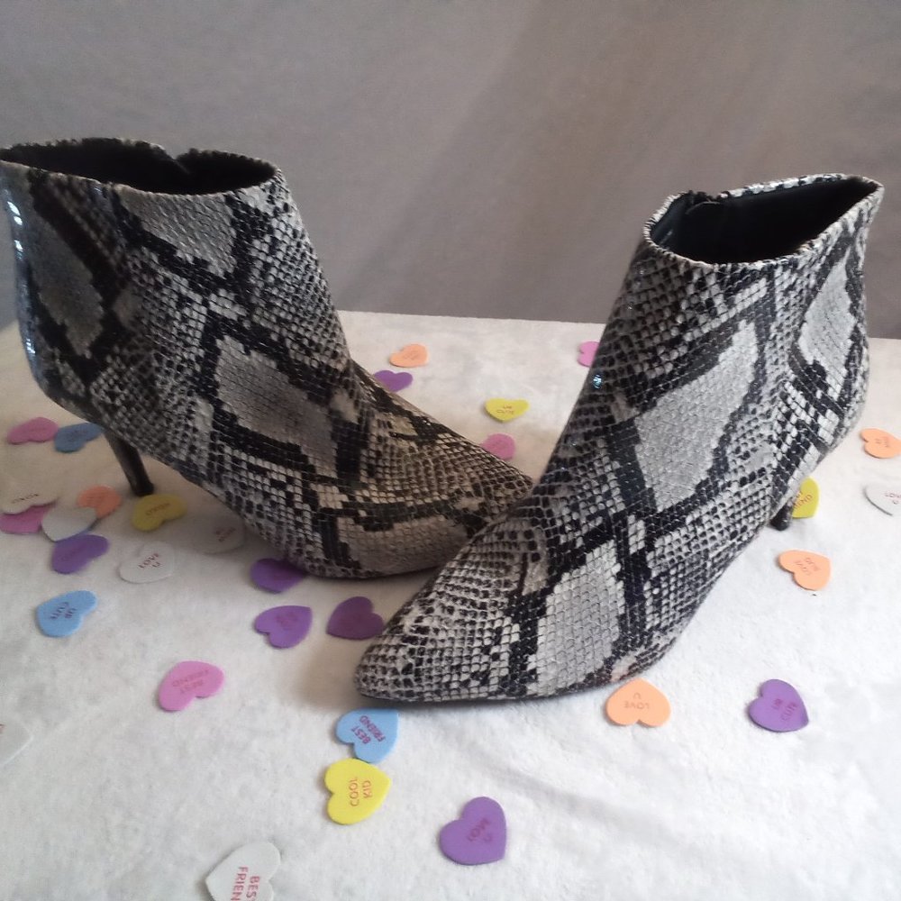 Ankle boots